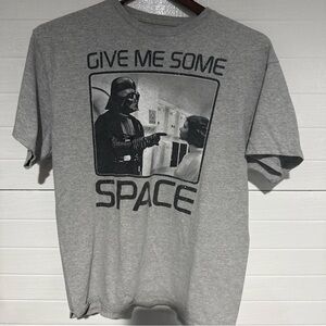 Star Wars Gray Graphic Tee - Give Me Some Space SIZE LARGE
